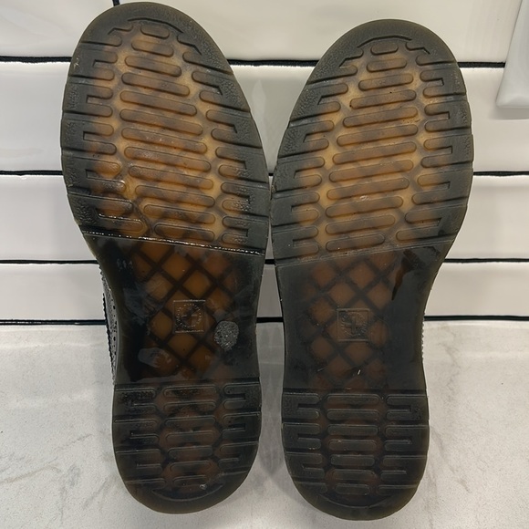 Doc Marten’s Black Metallic Floyd Brogues Loafer Shoes Leather Wing Tip Lug Sole - Picture 8 of 16